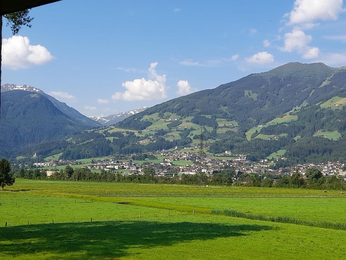 Ferienwohnung Rose Hart im Zillertal Exterior photo