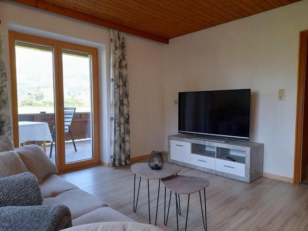 Ferienwohnung Rose Hart im Zillertal Exterior photo