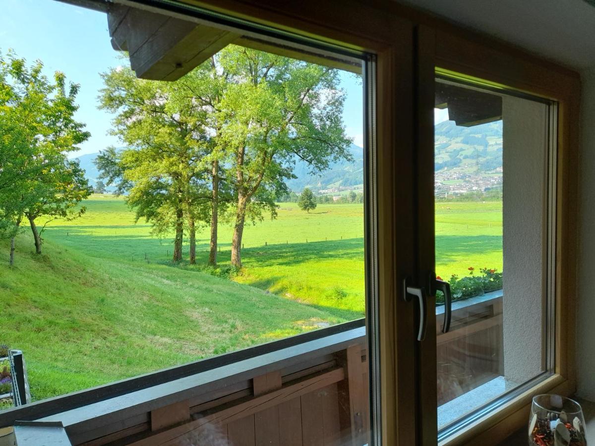 Ferienwohnung Rose Hart im Zillertal Exterior photo